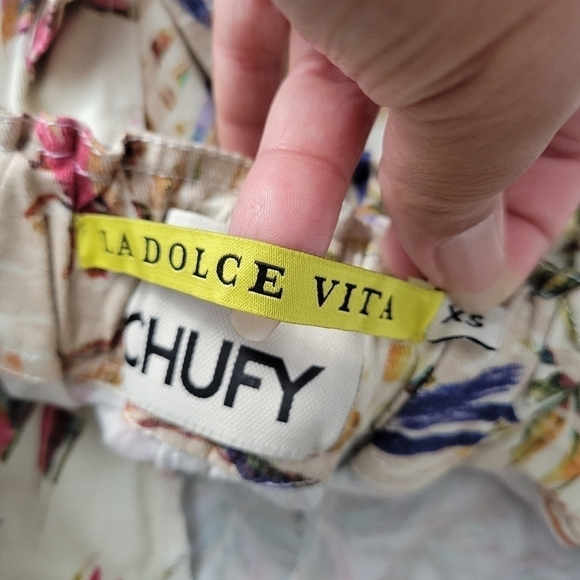 Chufy Luca High Waisted Tropical Leaf Printed Shorts - Picture 9 of 10